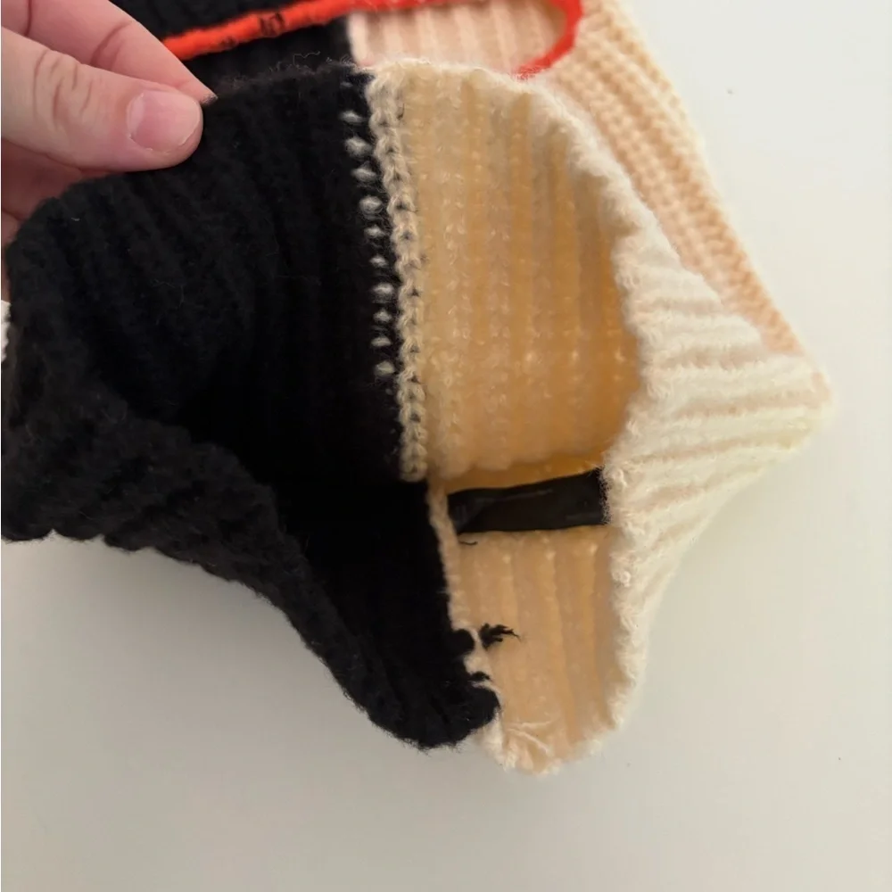NWOT Urban Outfitters Ribbed Hooded Balaclava